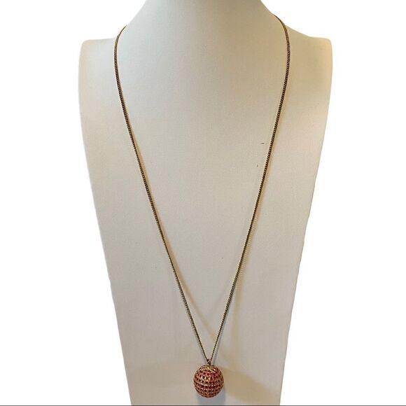 Vintage Sparkling Gorgeous Red & Gold Toned Ball on Gold Toned Chain. - Picture 3 of 7